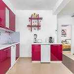 Βίλα Attic With Balcony In *