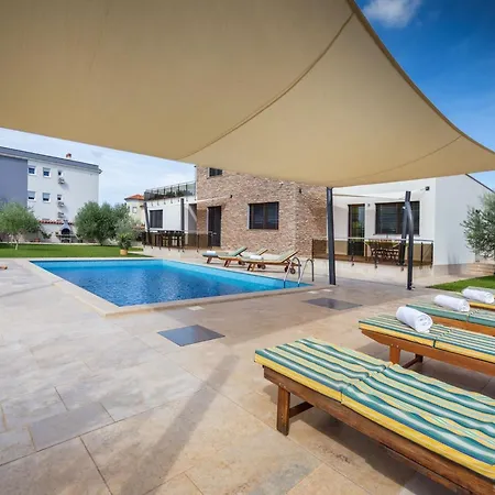 Villa Attic With Balcony In Medulin