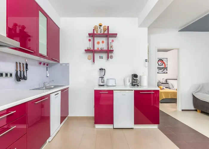 빌라 Attic With Balcony In *