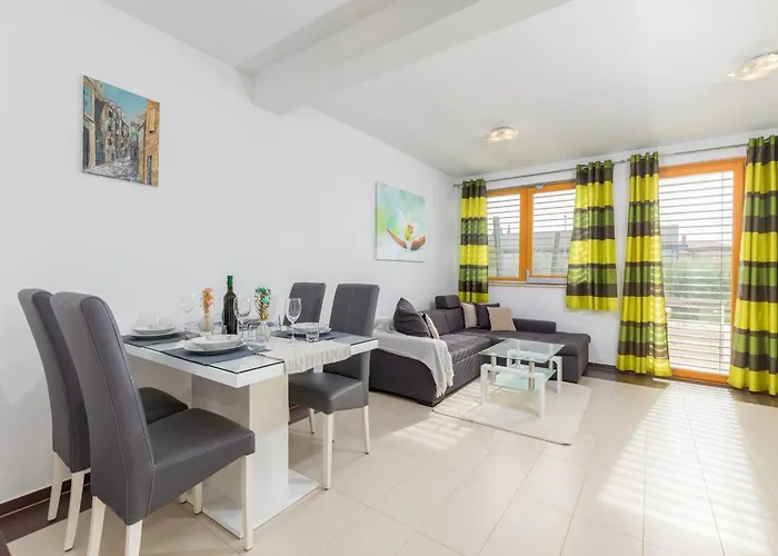 Villa Attic With Balcony In *