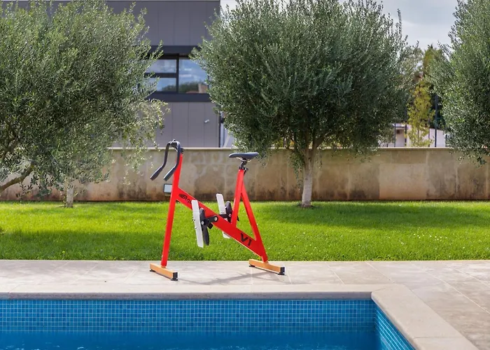 빌라 Attic With Balcony In