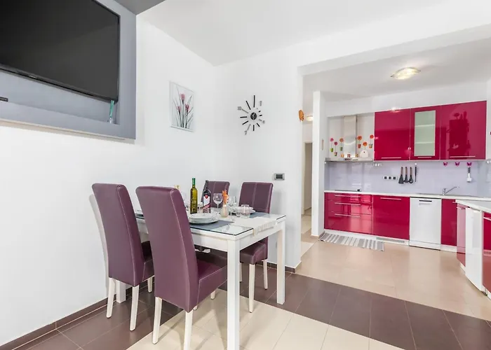 Villa Attic With Balcony In Medulin